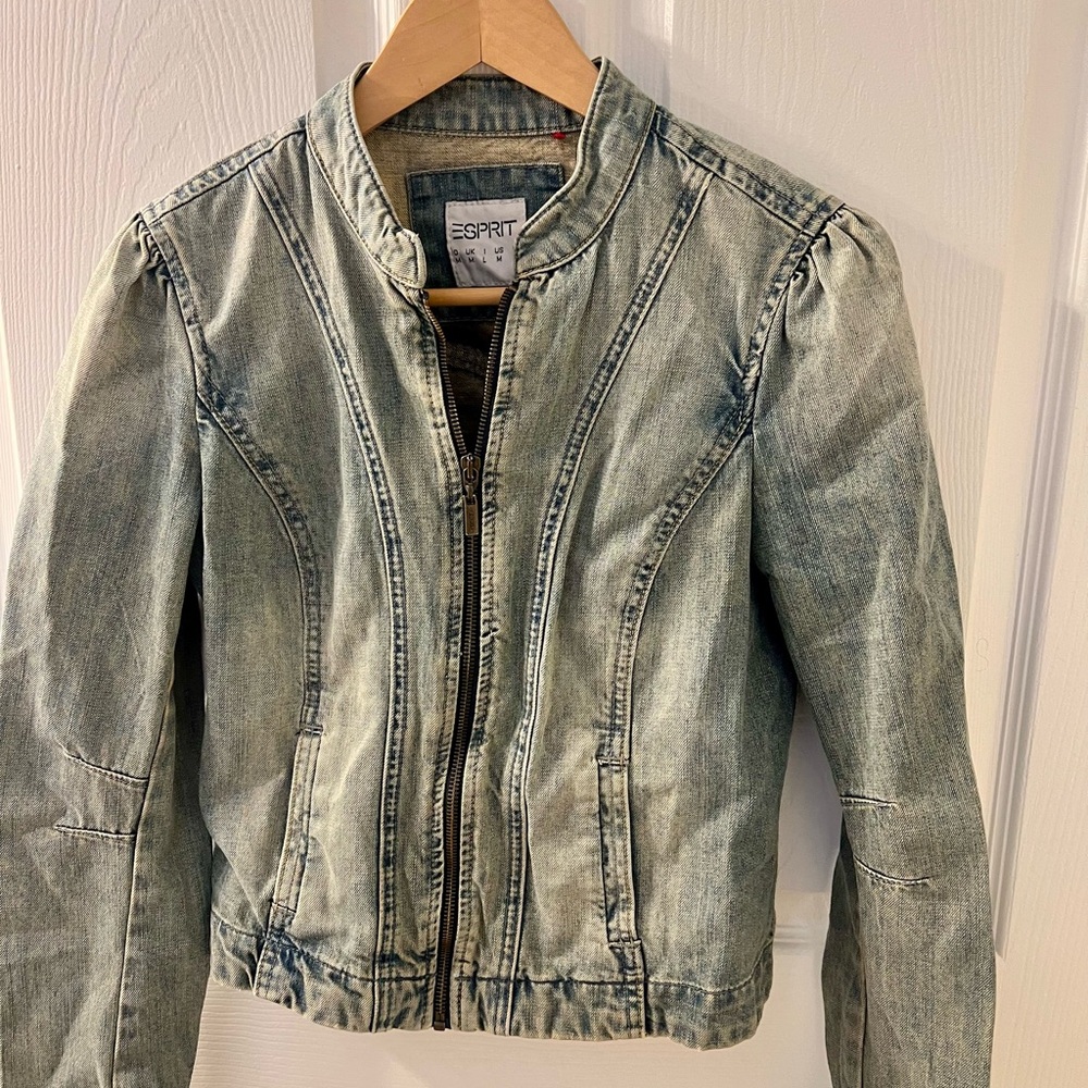 Esprit Women's Faded Blue Denim Jacket